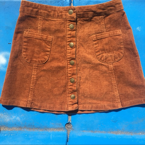Brandy Melville Dresses & Skirts - Vintage Corduroy Snap Up Skirt!